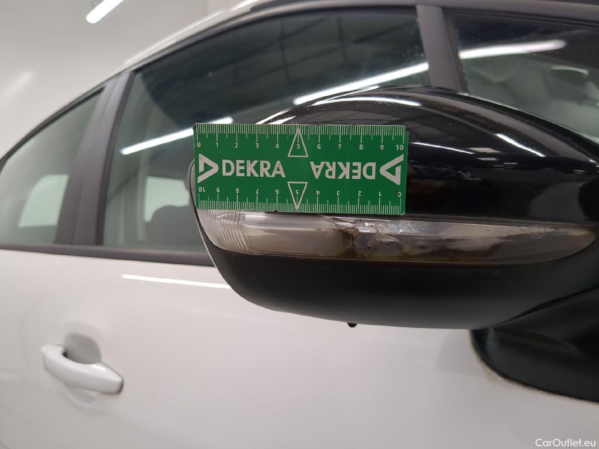  Citroen  C3  Société Feel 1.2 PureTech 80CV BVM5 E6d #11