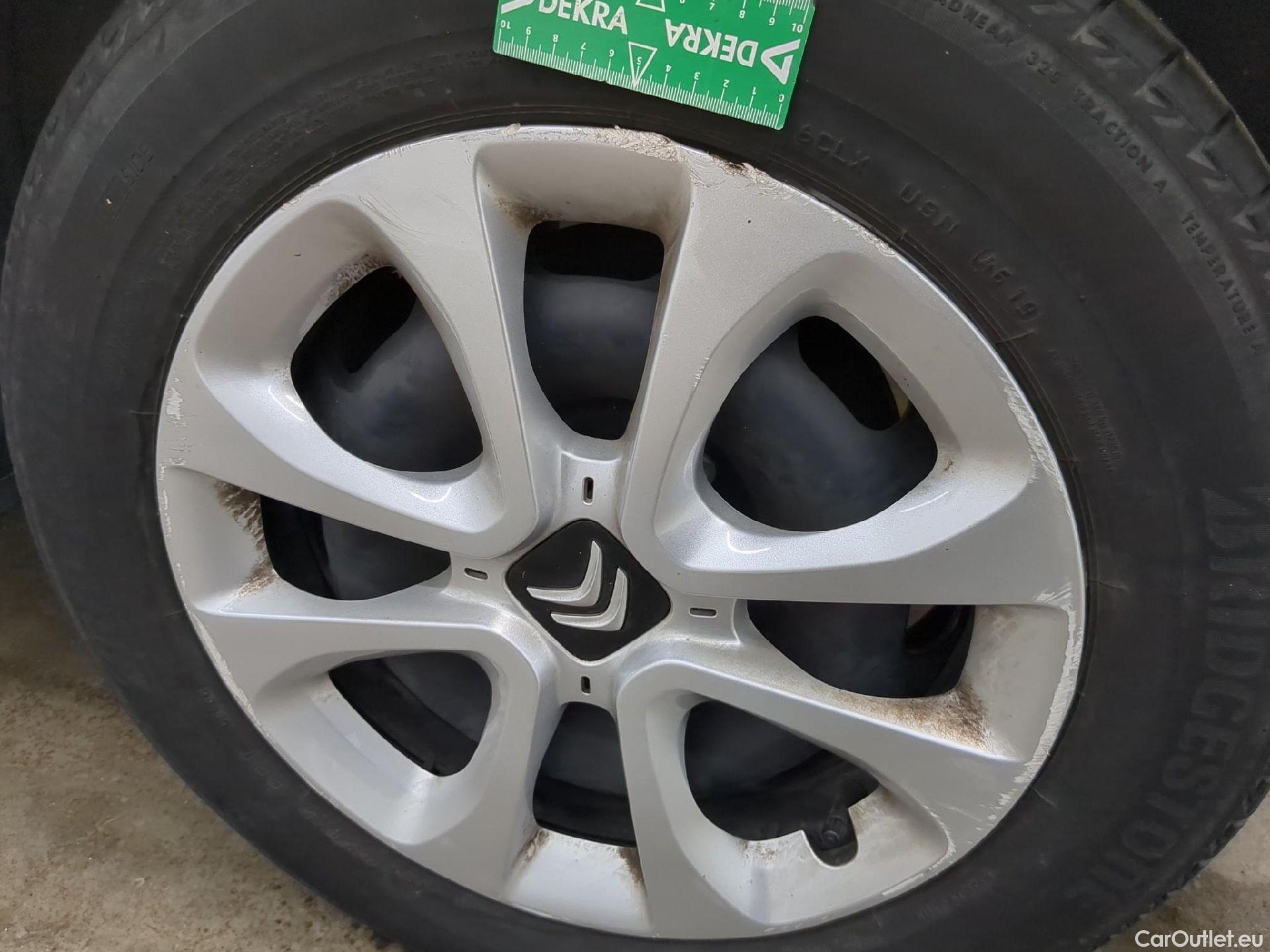  Citroen  C3  Société Feel 1.2 PureTech 80CV BVM5 E6d #7