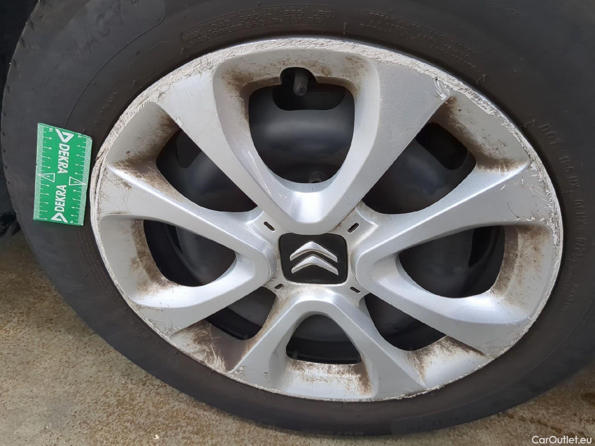 Citroen  C3  Société Feel 1.2 PureTech 80CV BVM5 E6d #5
