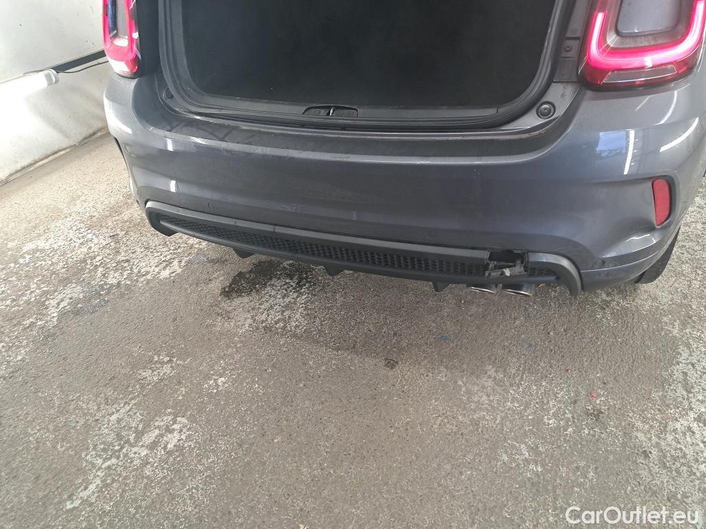  Fiat  500 FIAT X / 2018 / 5P / SUV 1.3 FFly T T4 150ch DCT Sport #1