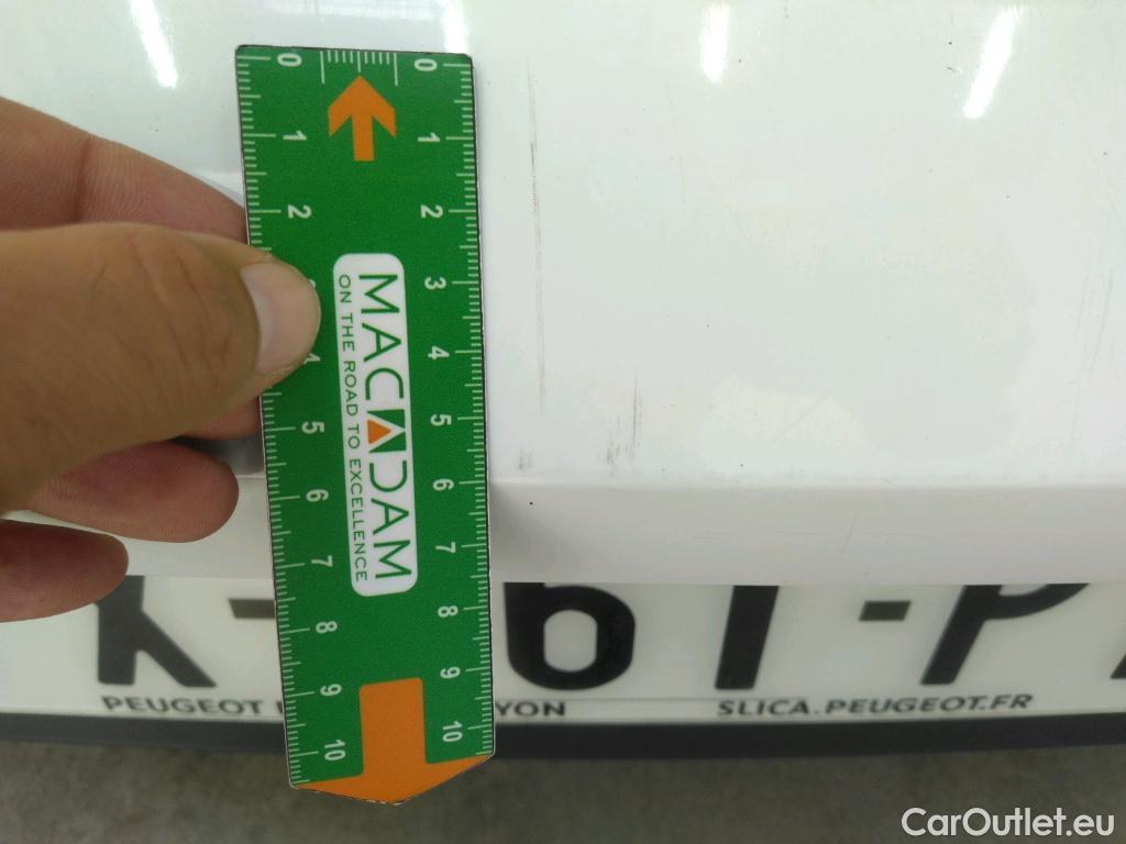  Peugeot  208  Premium 1.5 HDi 100CV BVM6 E6d #15