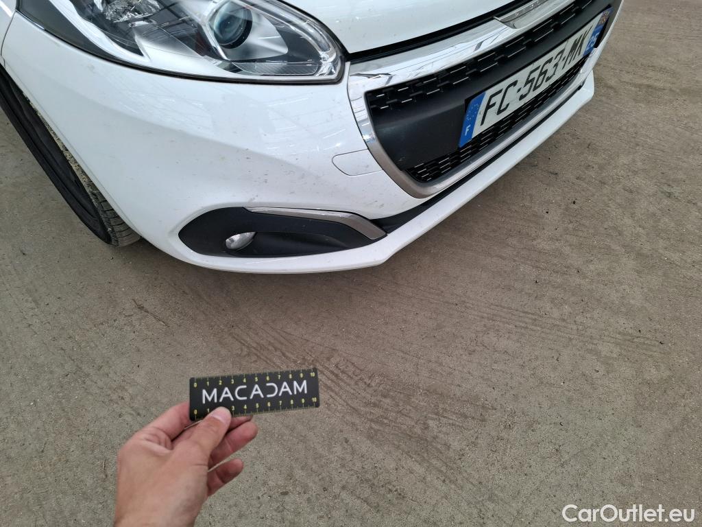  Peugeot  208  Signature 1.2 PureTech 80CV BVM5 E6dT #14