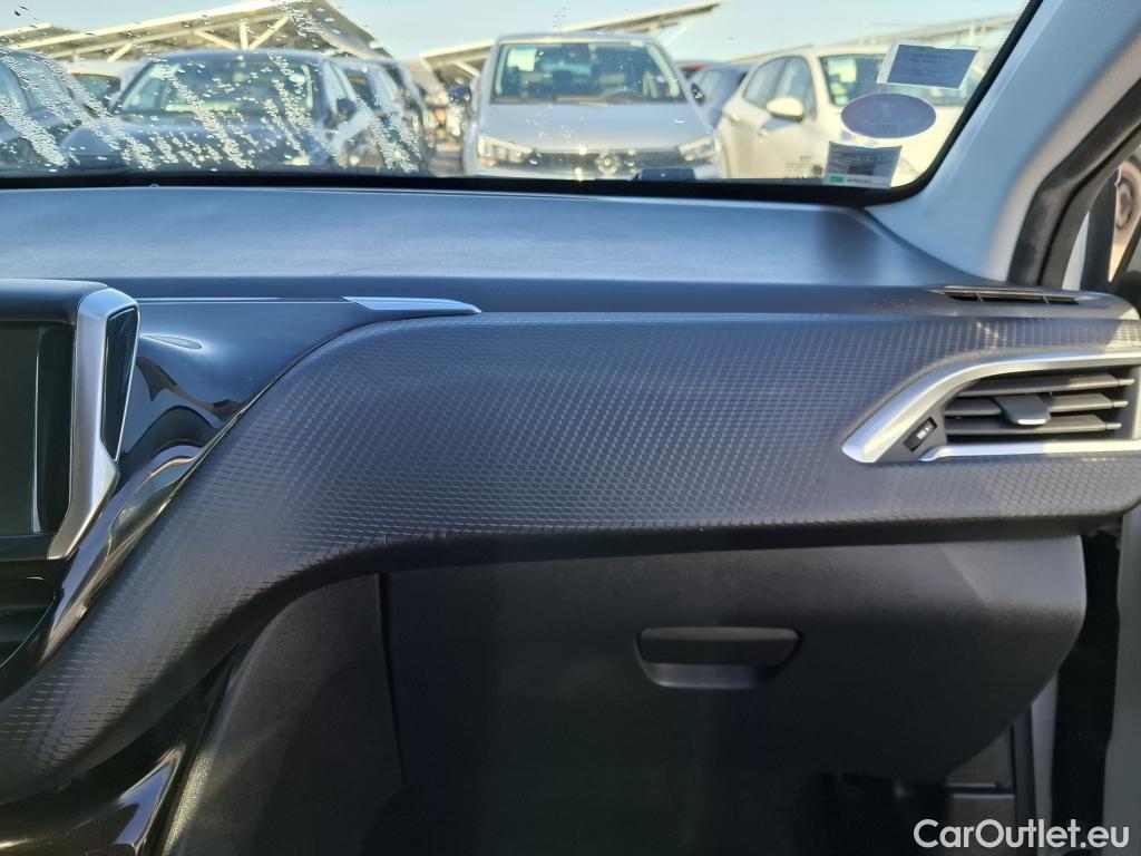  Peugeot  208  Allure 1.2 PureTech 110CV BVM6 E6dT #24