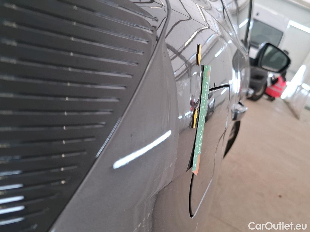  Peugeot  3008  GT Line 1.5 HDi 130CV BVA8 E6dT #7