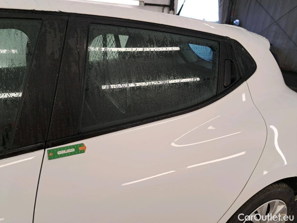  Renault  Clio  IV Air MediaNav 1.5 dCi 90CV BVM5 E6 #19