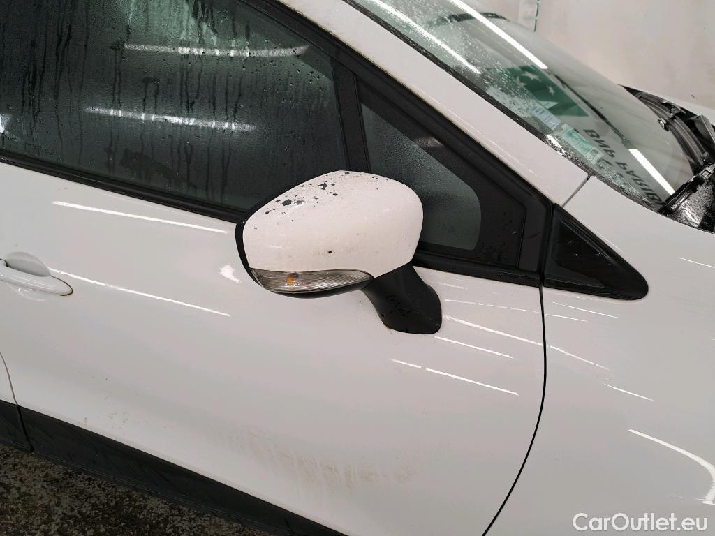  Renault  Clio  IV Air MediaNav 1.5 dCi 90CV BVM5 E6 #27