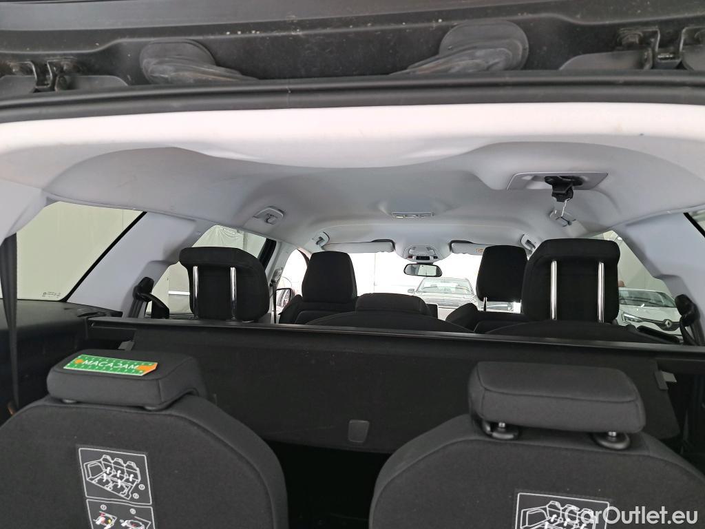  Peugeot  5008  Style 1.5 HDi 130CV BVA8 7 Sieges E6dT #36