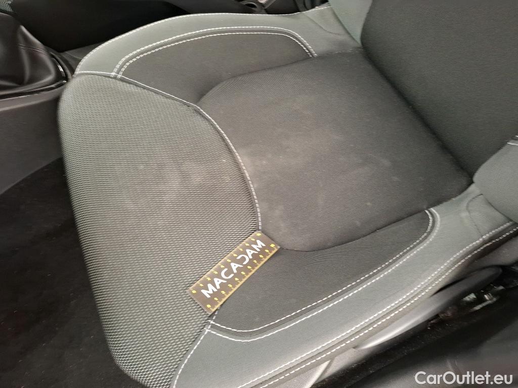  Renault  Clio RENAULT  5p Berline Business dCi 75 - 18 #4