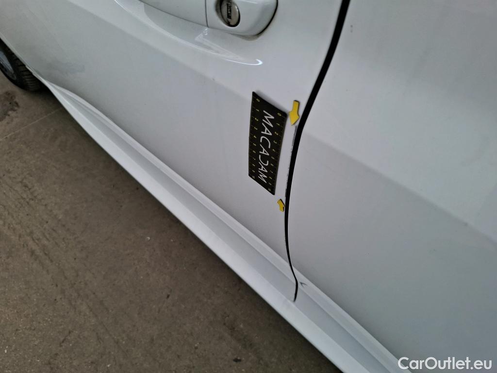  Peugeot  208  Active Business R 1.5 HDi 100CV BVM6 E6d #28