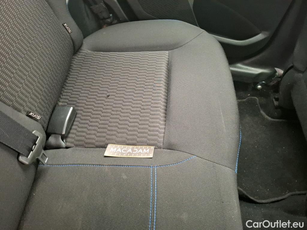  Peugeot  208  Signature 1.2 PureTech 80CV BVM5 E6dT #27