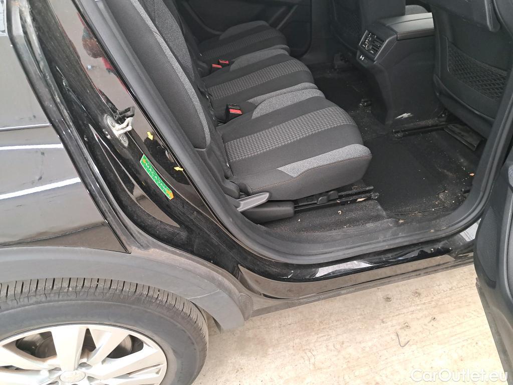  Peugeot  5008  Style 1.5 HDi 130CV BVA8 7 Sieges E6dT #14