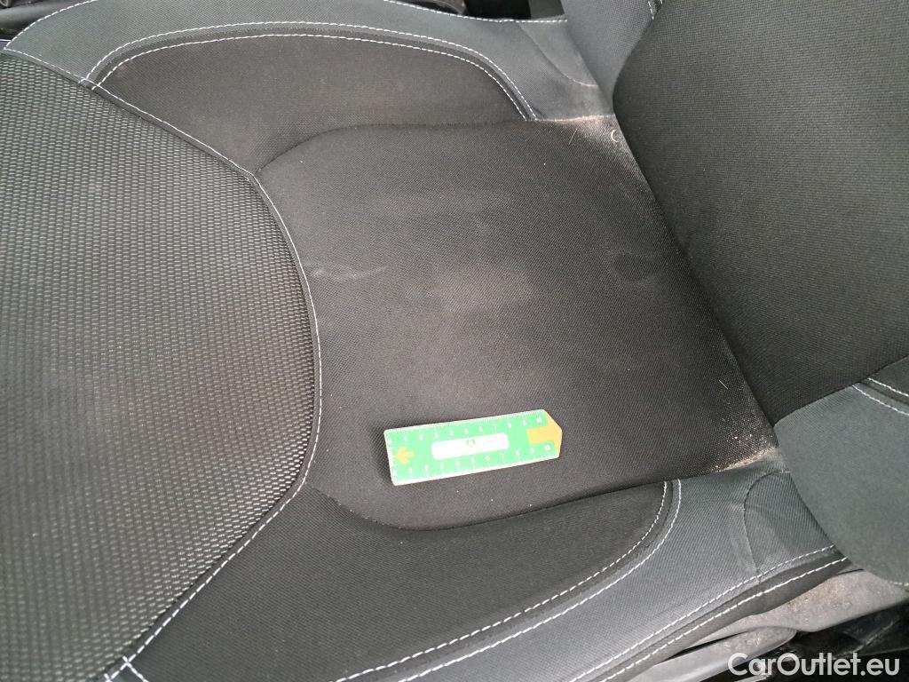  Renault  Clio  IV Air MediaNav 1.5 dCi 90CV BVM5 E6 #21