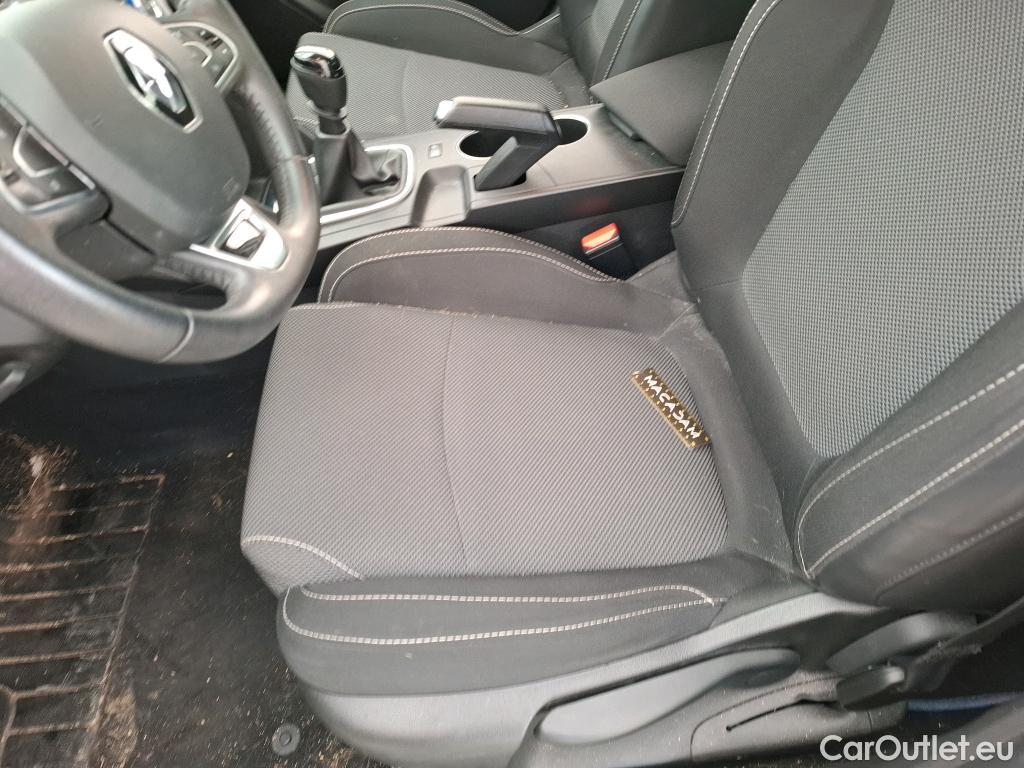  Renault  Megane  IV Berline 5pt. Société Air Nav 1.5 dCi 90CV BVM6 E6 #23