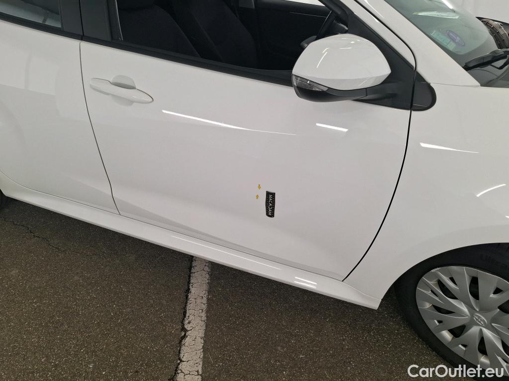  Toyota  Yaris TOYOTA  Hybride / 2019 / 5P / Berline Hybride 116h Dynamic Business Beyond Zer #13