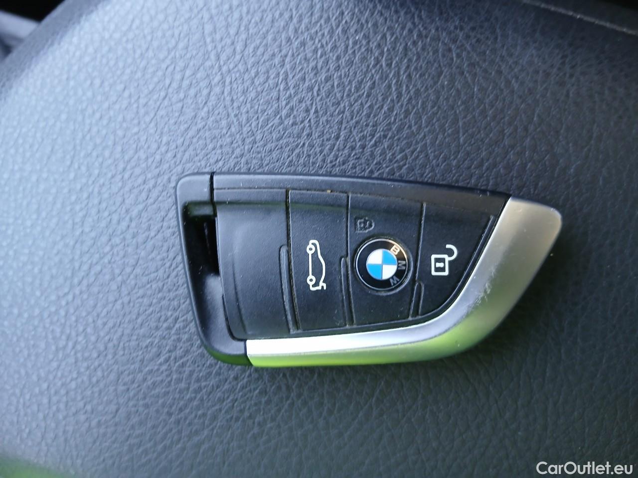  Bmw  X1 BMW SERIE  sDrive18i (CX2) #1