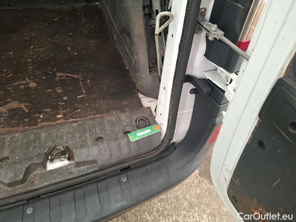  Renault  Kangoo  Express Maxi Confort - Cab. Appr. 1.5 dCi 90CV BVM5 E6 #52
