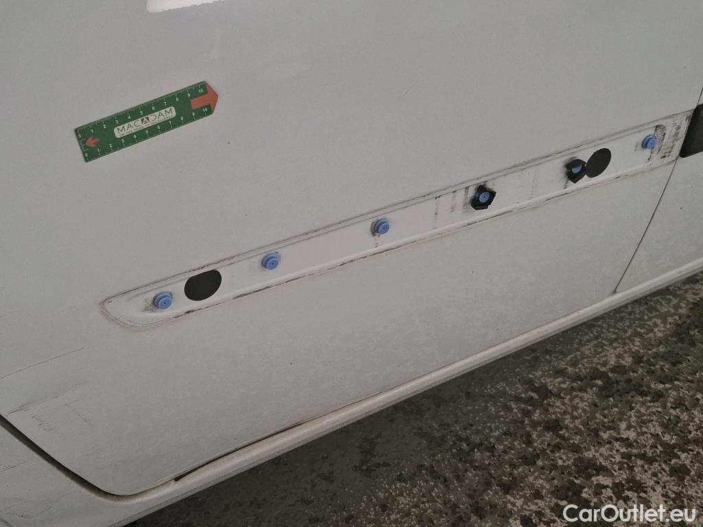  Renault  Kangoo  Express Maxi Extra (Série Spéciale) 1.5 dCi 90CV BVM5 E6 #78