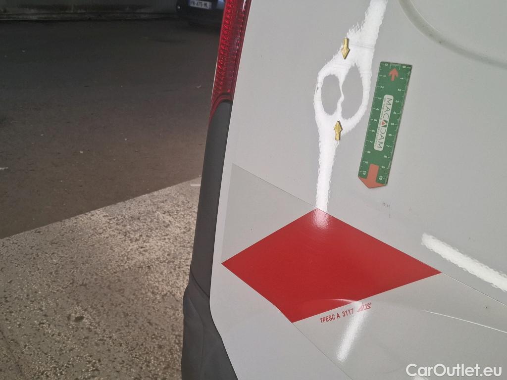  Renault  Kangoo  Express Maxi Extra (Série Spéciale) 1.5 dCi 90CV BVM5 E6 #29