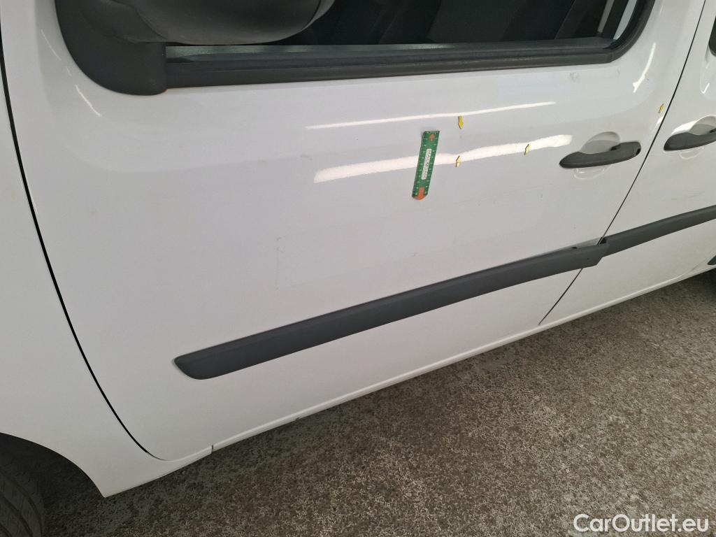  Renault  Kangoo  Express Maxi Confort - Cab. Appr. 1.5 dCi 90CV BVM5 E6 #60