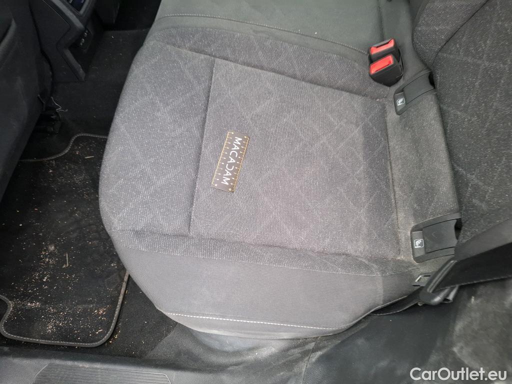  Volkswagen  Golf  VOLKSWAGEN / 2020 / 5P / Berline 2.0 TDI SCR 115 DSG7 Life Busi #17
