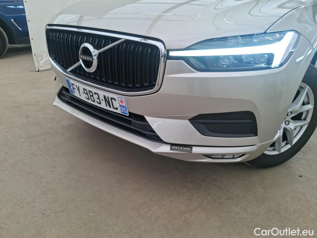  Volvo  XC60  Momentum Business 2WD 2.0 B4 195CV BVA8 E6d #1