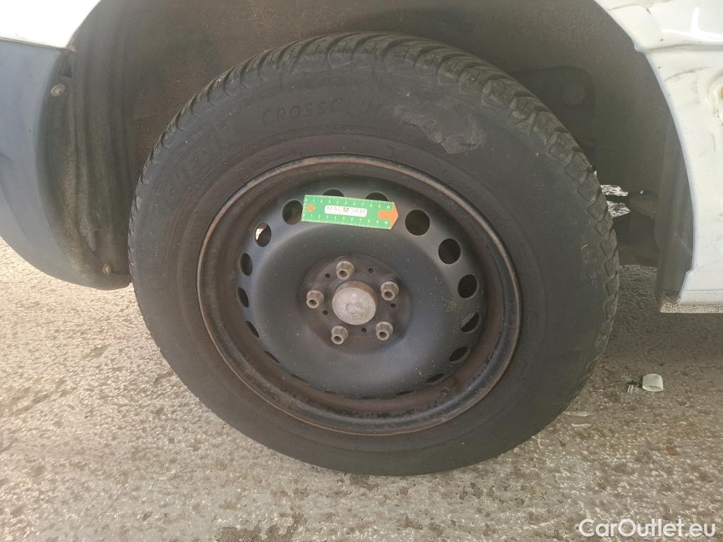  Renault  Kangoo  Express Maxi Extra (Série Spéciale) 1.5 dCi 90CV BVM5 E6 #70