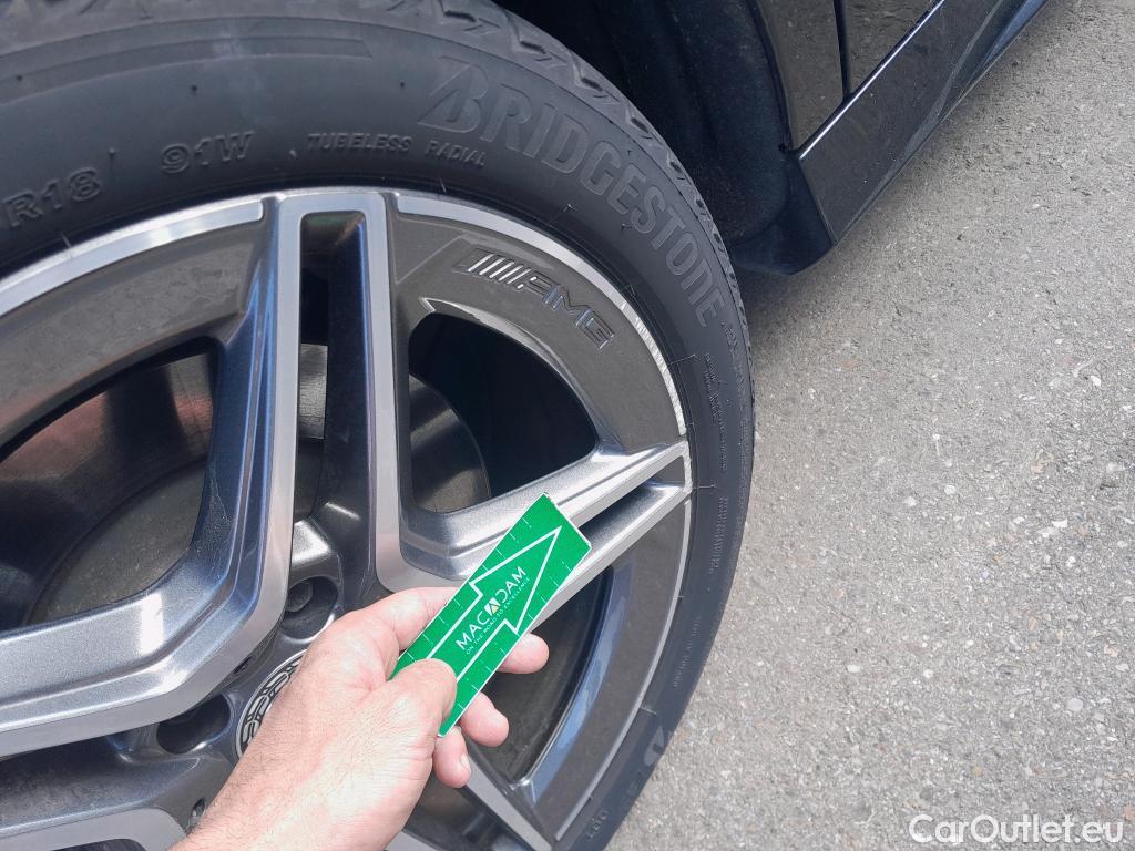  Mercedes  A-Klasse MERCEDES-BENZ Clase A / 2018 / 4P / sedán Sedán A 250 e #3