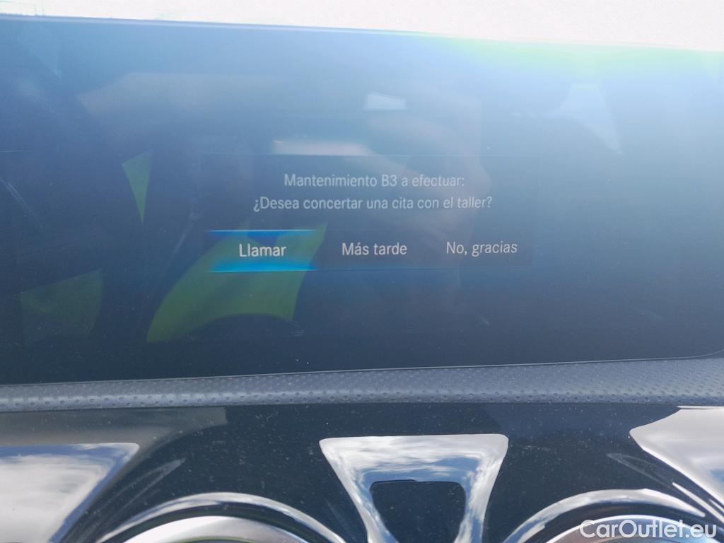  Mercedes  A-Klasse MERCEDES-BENZ Clase A / 2018 / 4P / sedán Sedán A 250 e #9
