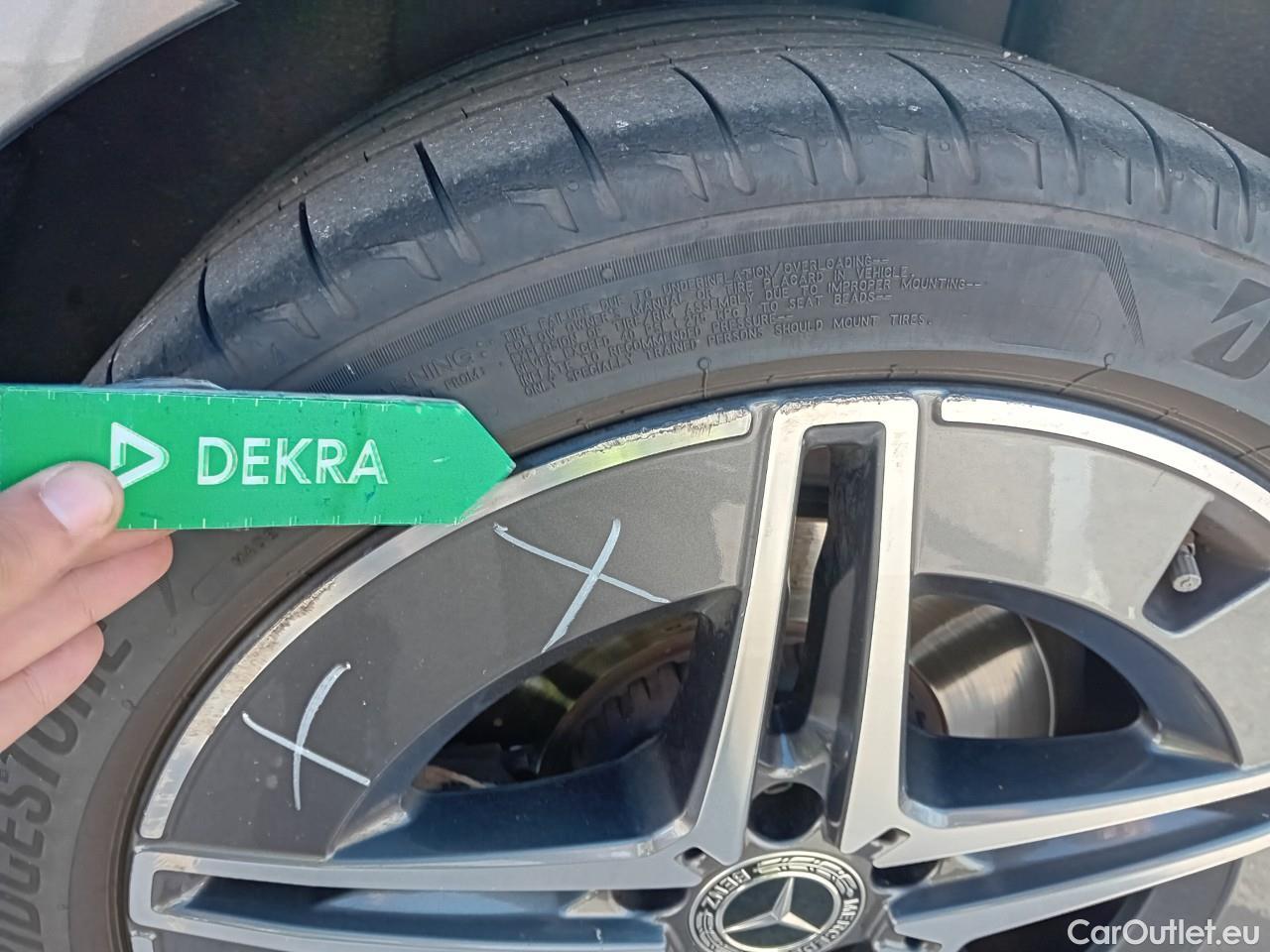  Mercedes  C-Klasse Clase C C 220 d T (206.204)AMG 220CV AT9 E6d #30
