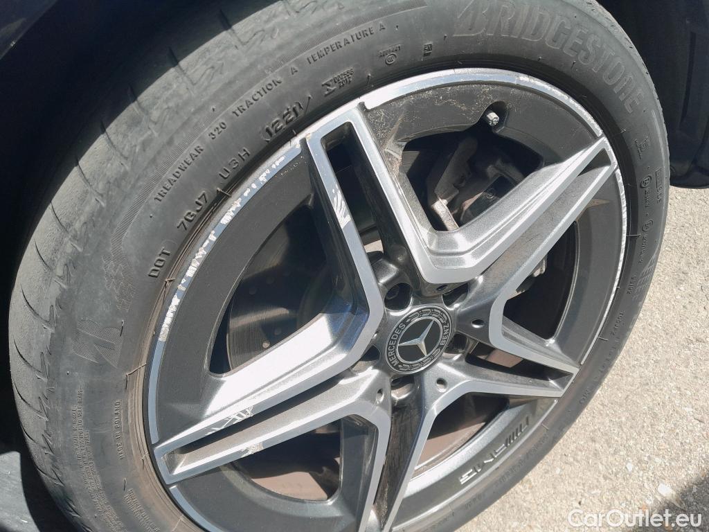  Mercedes  A-Klasse MERCEDES-BENZ Clase A / 2018 / 4P / sedán Sedán A 250 e #6