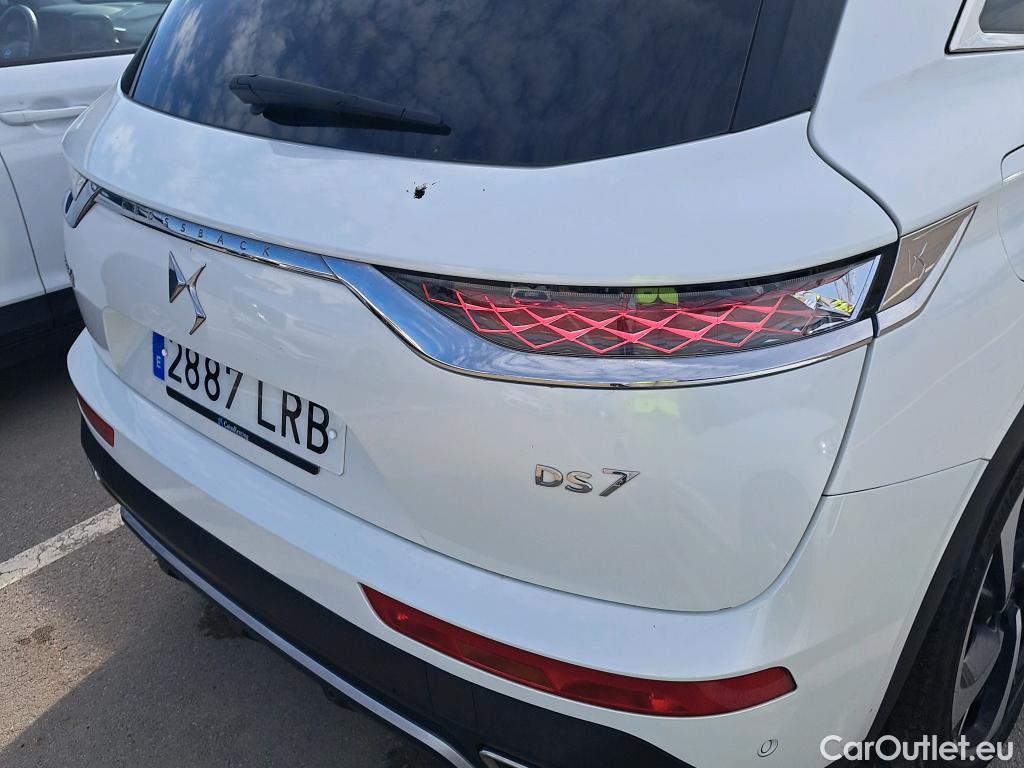  Land Rover  Discovery DS DS 7 Crossback E-Tense / 2017 / 5P / todoterreno 1.6 E-Tense 300 GRAND CHIC Auto 4WD #1