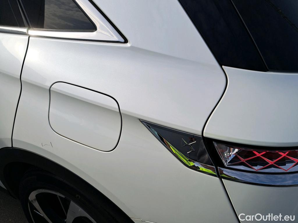  Land Rover  Discovery DS DS 7 Crossback E-Tense / 2017 / 5P / todoterreno 1.6 E-Tense 300 GRAND CHIC Auto 4WD #23