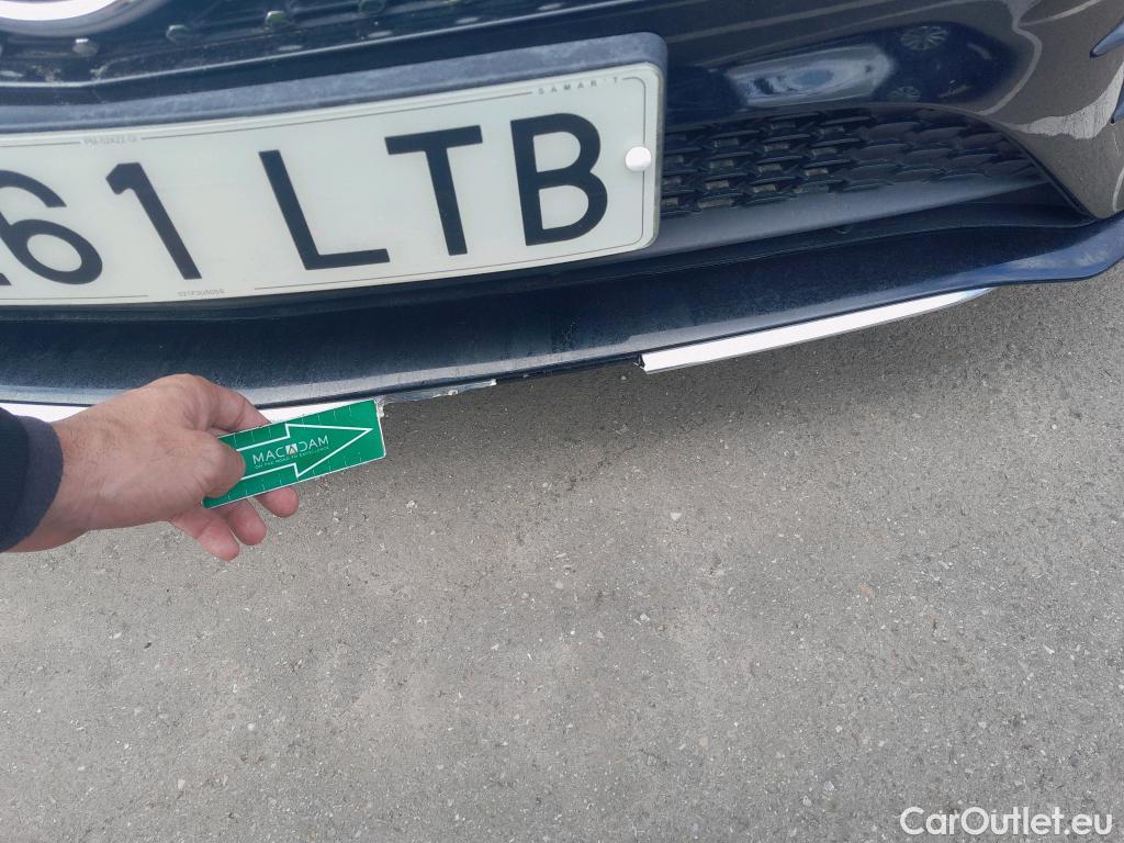  Mercedes  A-Klasse MERCEDES-BENZ Clase A / 2018 / 4P / sedán Sedán A 250 e #2