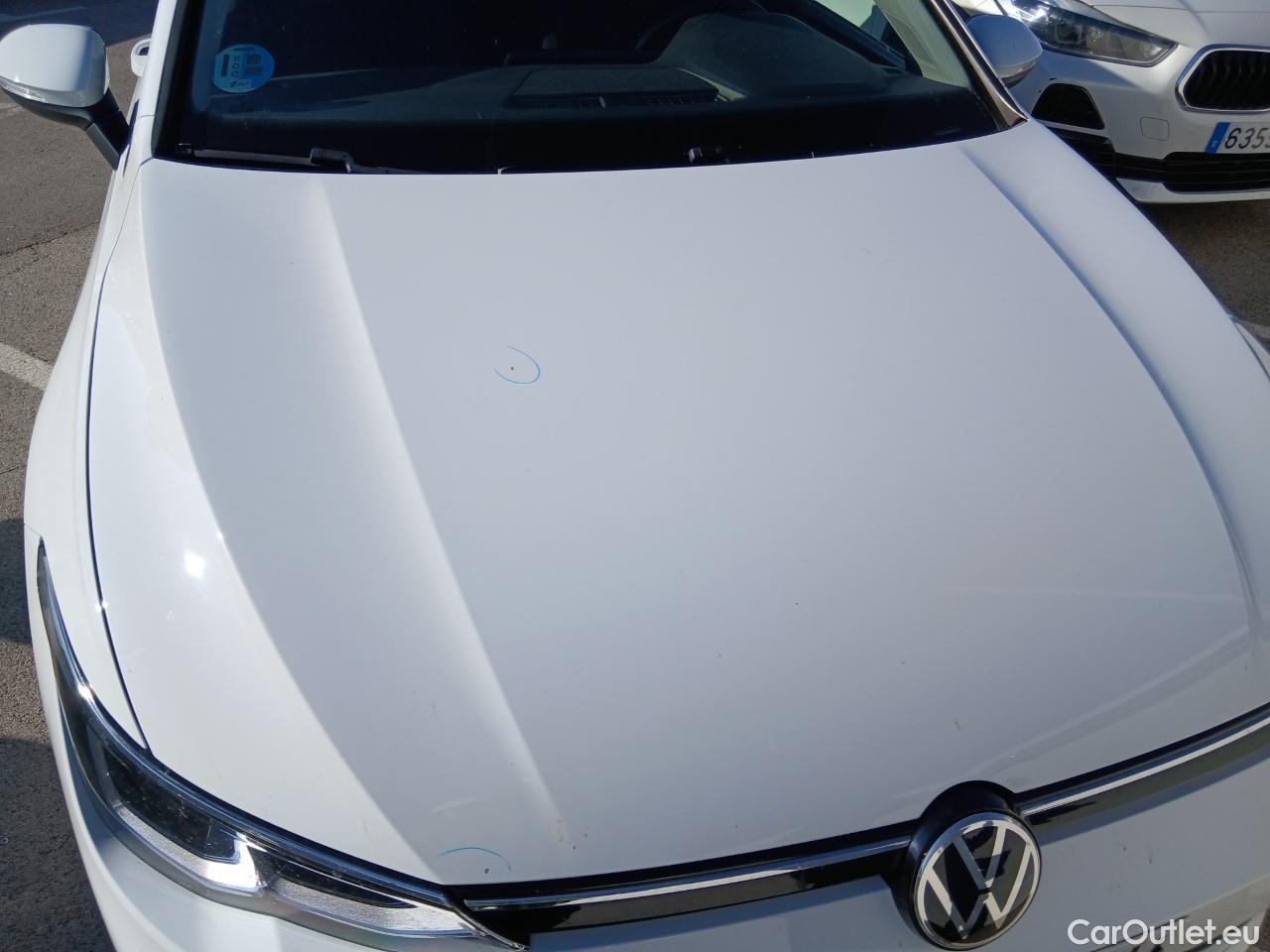  Volkswagen  Golf  VIII Variant Life eTSI 1.0 TSI 110CV AT7 E6d #3