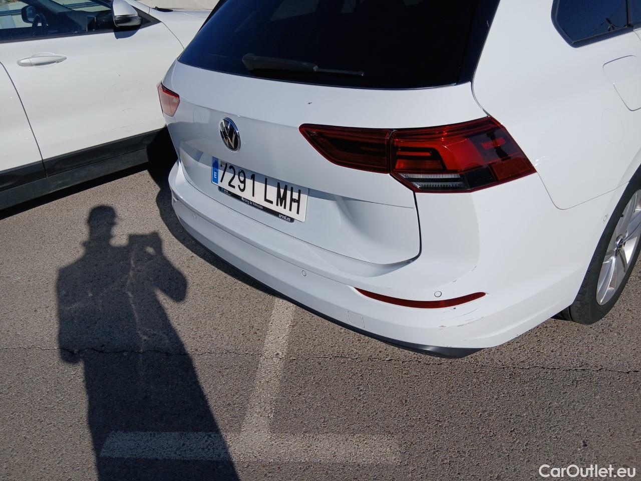  Volkswagen  Golf  VIII Variant Life eTSI 1.0 TSI 110CV AT7 E6d #19