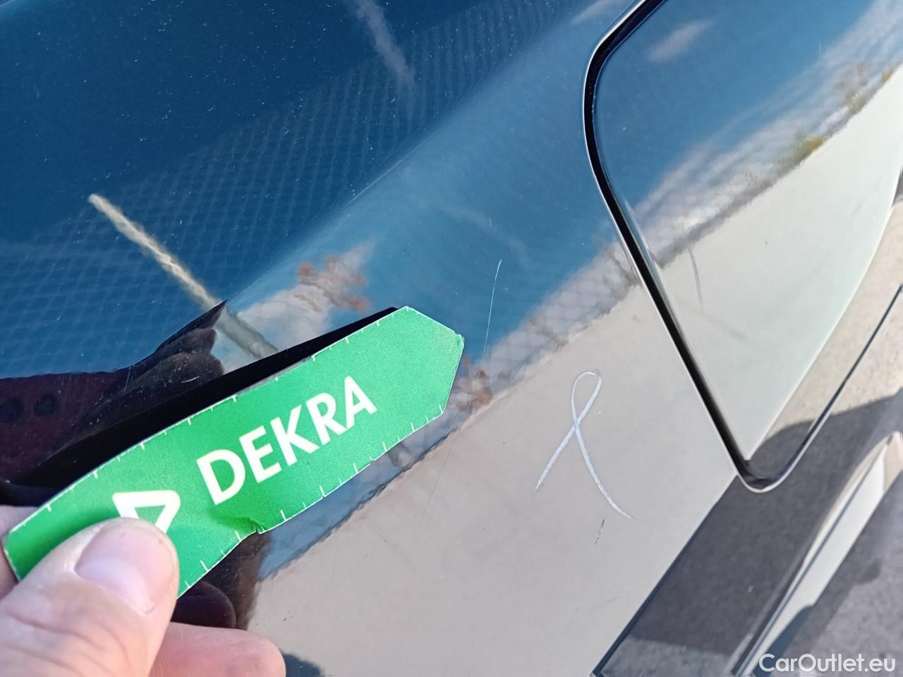 Toyota  RAV4 TOYOTA  / 2018 / 5P / todoterreno 2.5l PLUG-IN 300PH (e-CVT) Advance #18