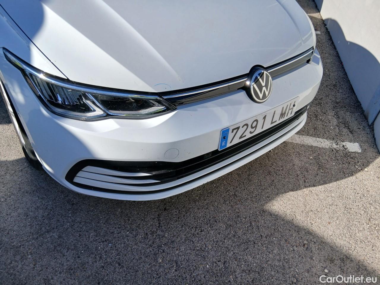  Volkswagen  Golf  VIII Variant Life eTSI 1.0 TSI 110CV AT7 E6d #5