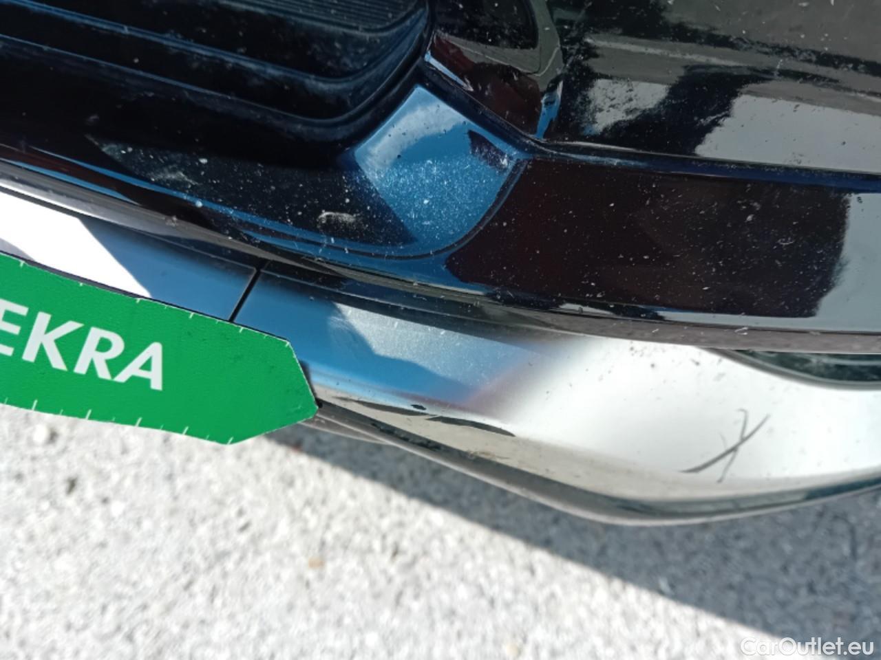  Toyota  RAV4 TOYOTA  / 2018 / 5P / todoterreno 2.5l PLUG-IN 300PH (e-CVT) Advance #9