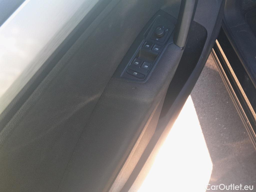  Volkswagen  Tiguan  Advance BMT 2.0 TDI 150CV AT7 E6dT #9