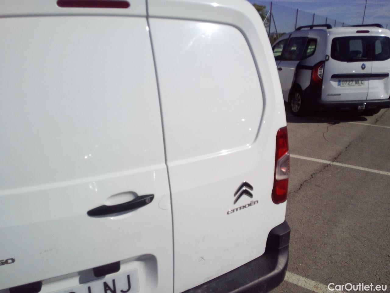  Citroen  Berlingo CITROEN  / 2018 / 4P / furgón derivado de turismo Talla M BlueHDi 100 CLUB #11