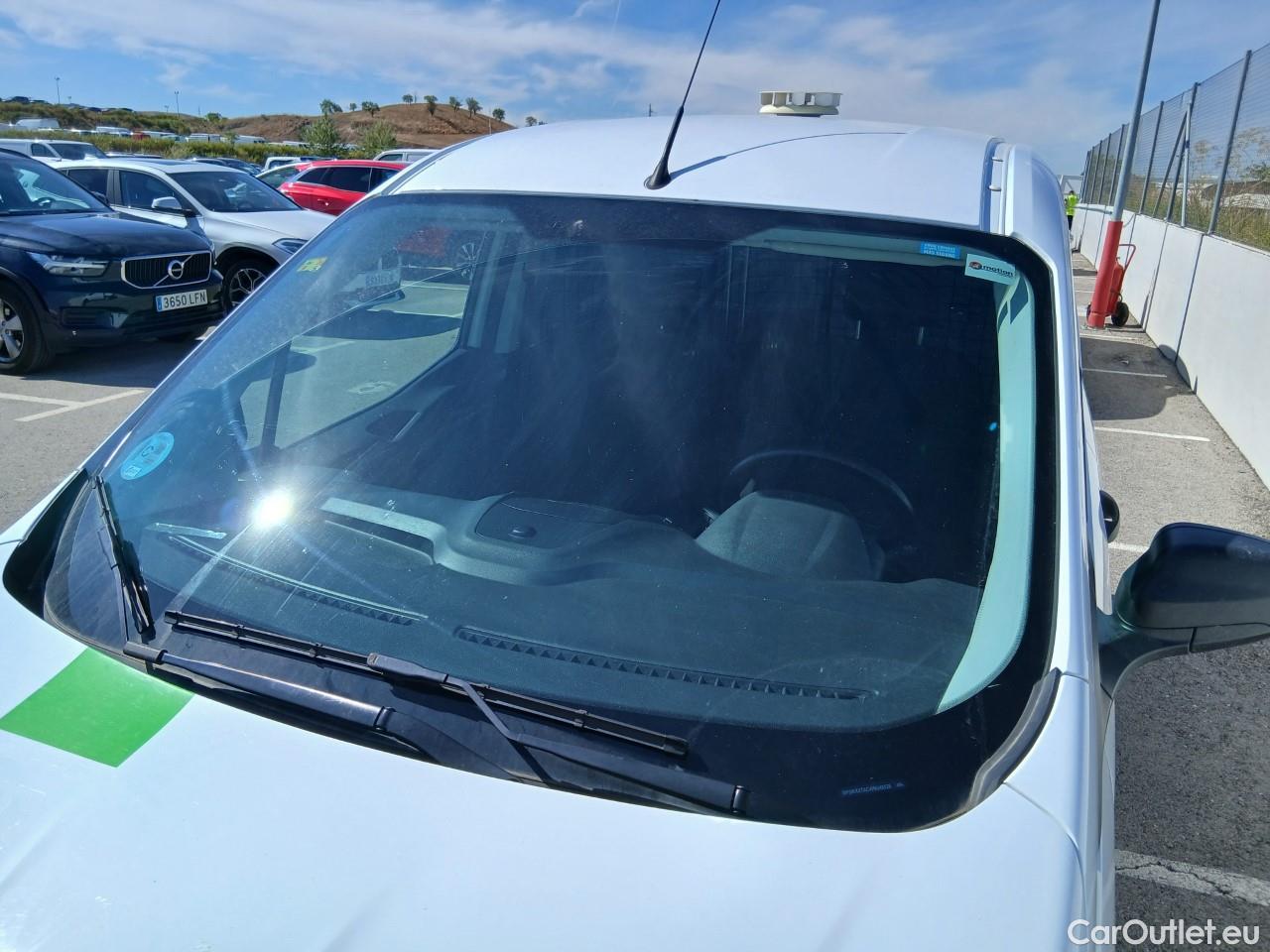  Ford  Transit Connect FORD Transit Courier/2014/4P/furgón der.turis Van 1.5 TDCi 75kW Trend #3
