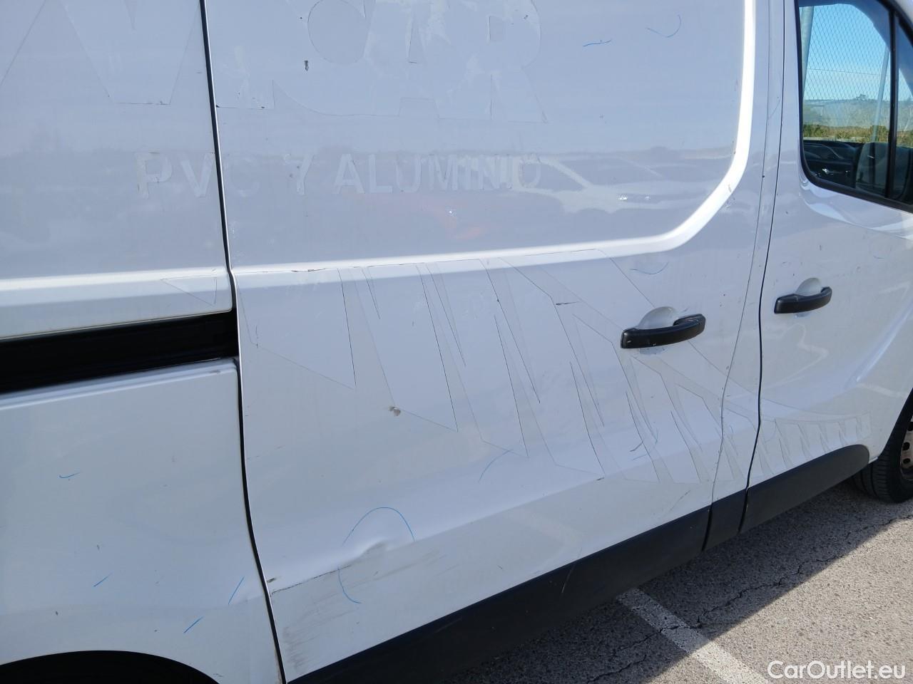  Nissan  NV300 NISSAN  / 2016 / 4P / furgón 1.6dCi 88kW (120CV) L1H1 1,2T BASIC #55