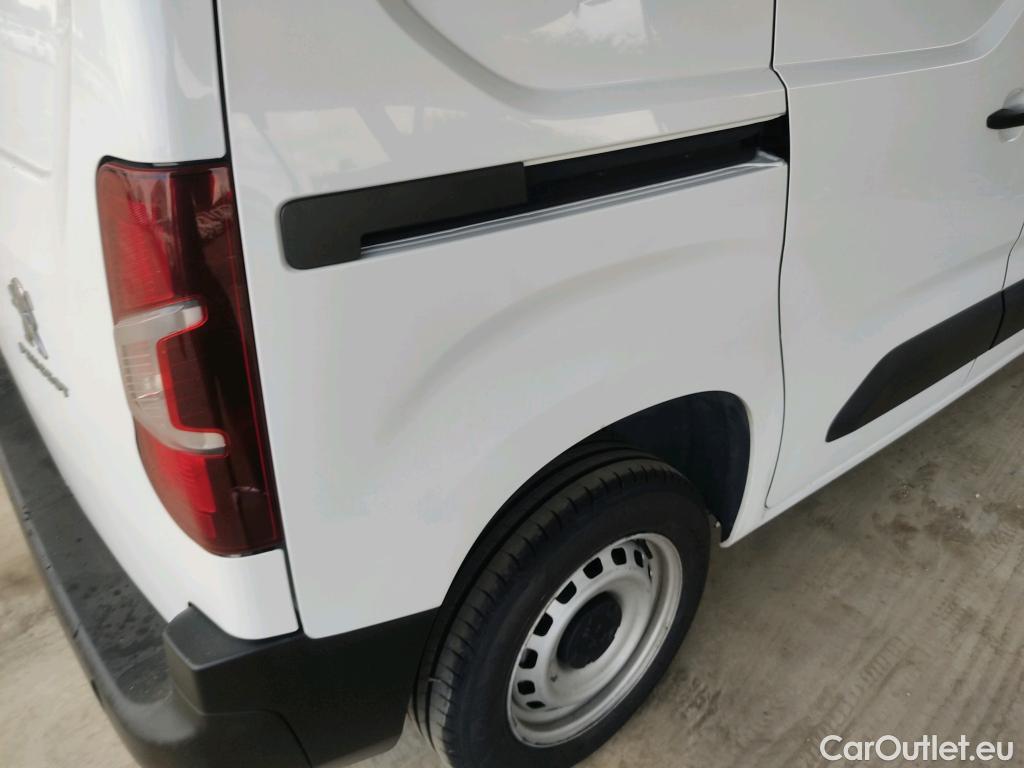  Peugeot  Partner PEUGEOT  / 2018 / 4P / furgón derivado de turismo Premium Standard 600kg BlueHDi 73kW (AC) #7