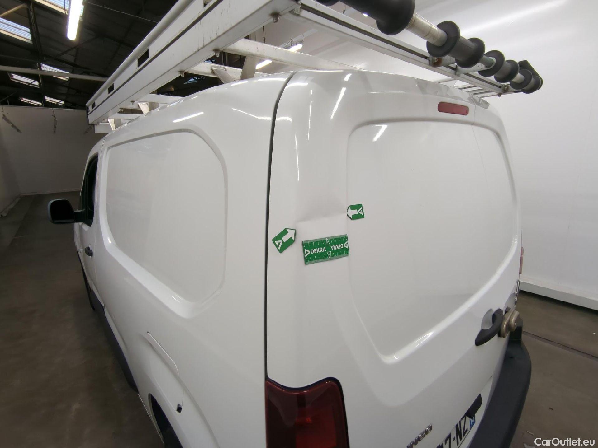  Citroen  Berlingo  Fourgon Club M 650 1.6 BlueHDi 100CV BVM5 E6 #41