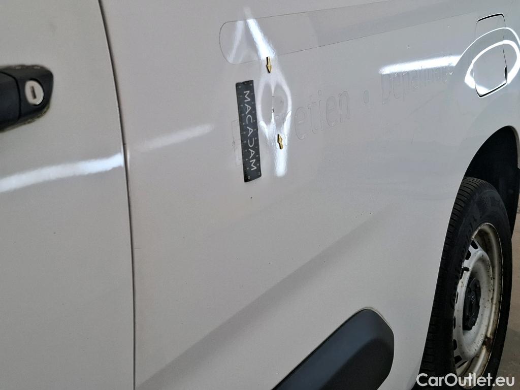  Citroen  Berlingo  Fourgon Club M 650 1.5 BlueHDi 75CV BVM5 E6dT #24