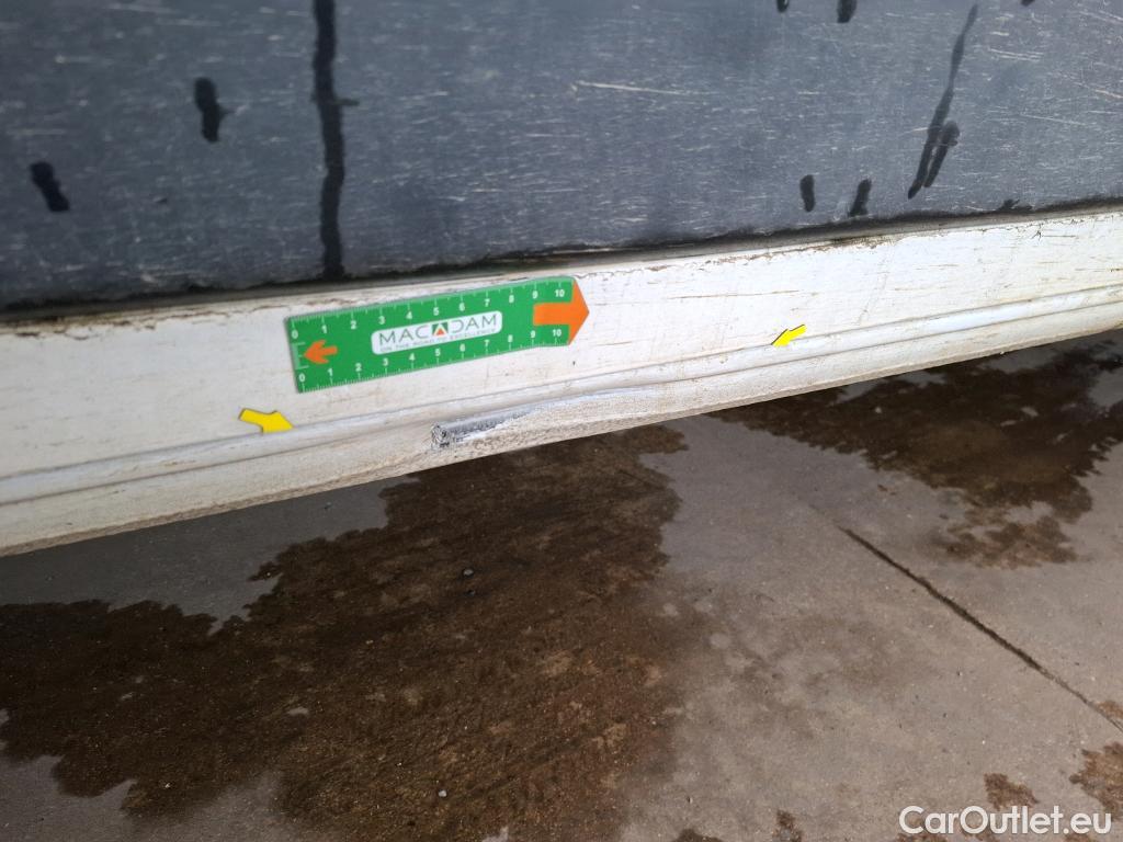  Citroen  Jumper CITROEN  VU 4p Fourgon 30 L2H2 BlueHDi 130 BVM6 Club #17
