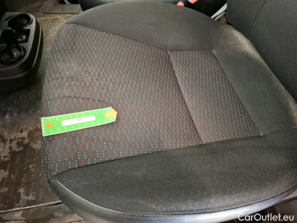  Citroen  Jumper CITROEN  VU 4p Fourgon 30 L2H2 BlueHDi 130 BVM6 Club #36