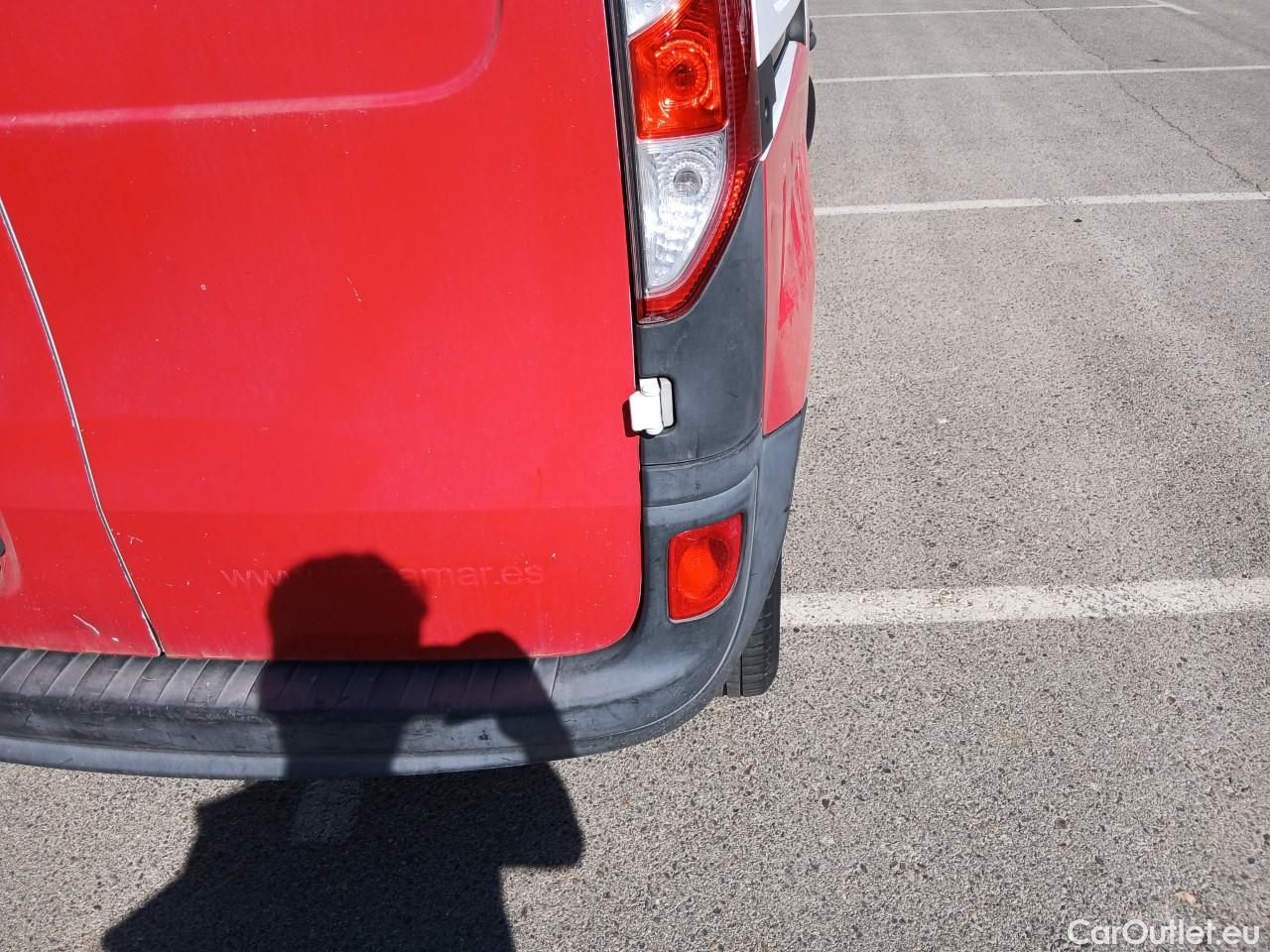  Renault  Kangoo  II Furgón Professional 1.5 dCi 90CV MT5 E6 #32