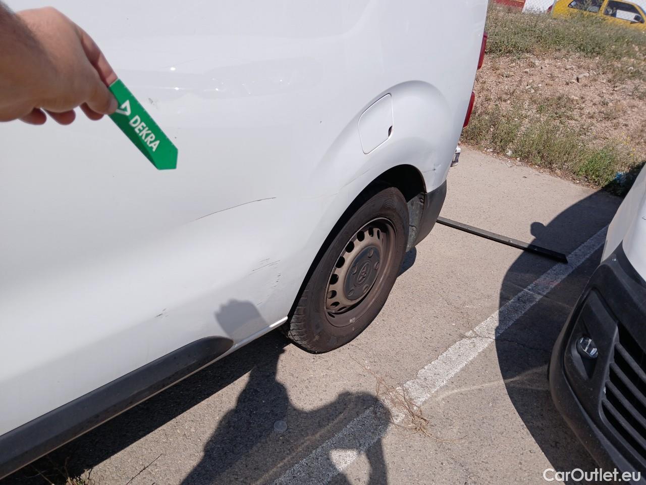 Land Rover  Discovery TOYOTA Proace / 2020 / 4P / furgón 1.5D 100CV GX 1PL 2PT L1 #32