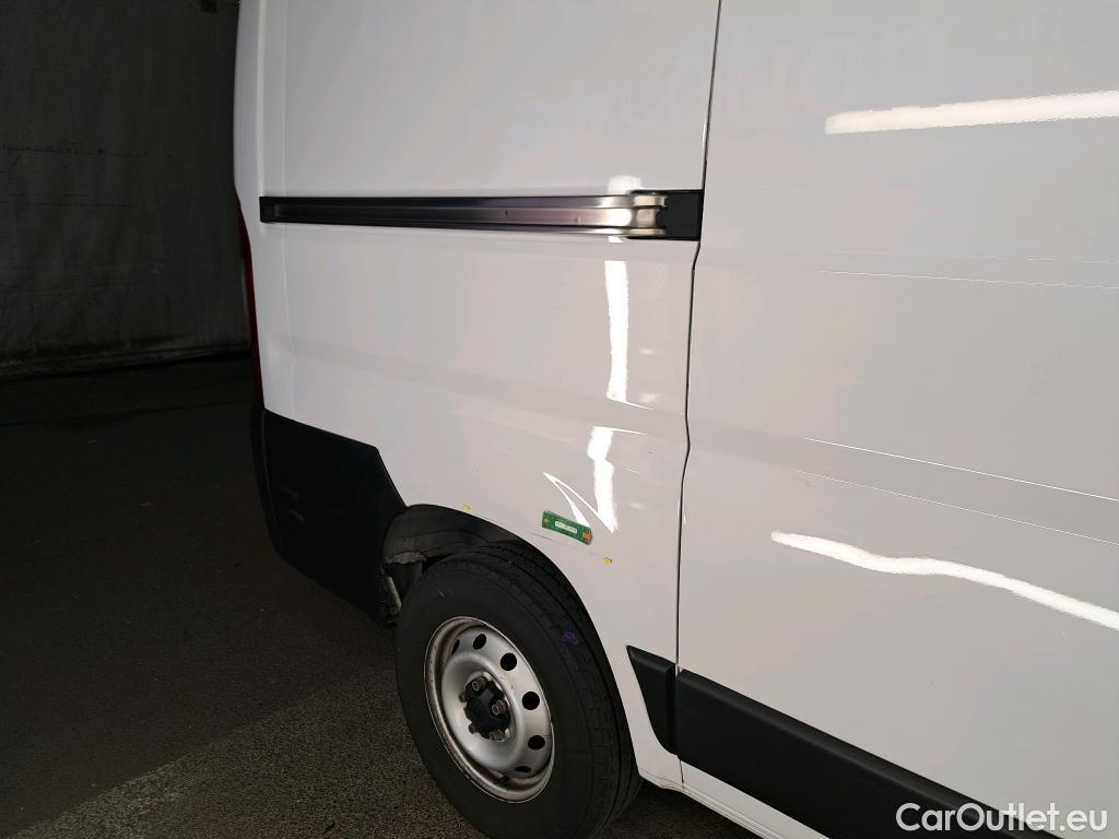  Fiat  Ducato FIAT   2014  4P Fourgon tôlé 3 0 C H1 2 3 Multijet 120 Pack Pro Nav #4